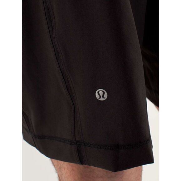 Lululemon  Athletica Run Response Short Size XXL 9” - Picture 5 of 8